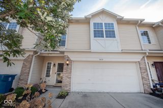 5437 Nighthawk Way, Indianapolis, IN 46254