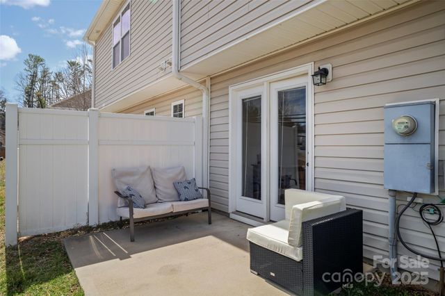 20 Barnett Shoals Drive, Weaverville, NC 28787