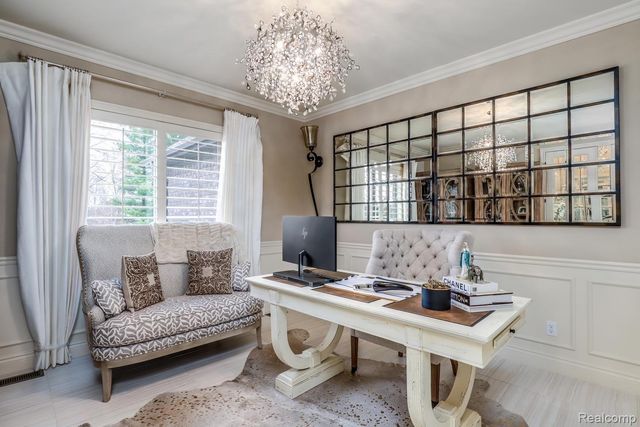 3960 HARVEST CREEK Court, Oakland Charter Township, MI 48306