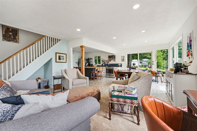 11482 Lakeshore Drive, Lakeview, MI 48850