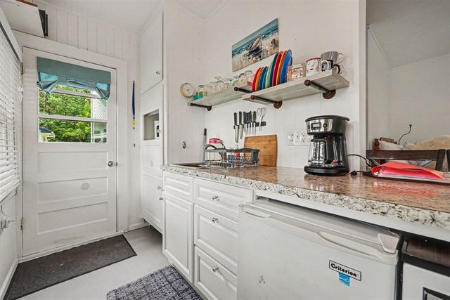 11482 Lakeshore Drive, Lakeview, MI 48850