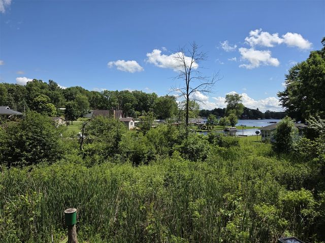 11482 Lakeshore Drive, Lakeview, MI 48850