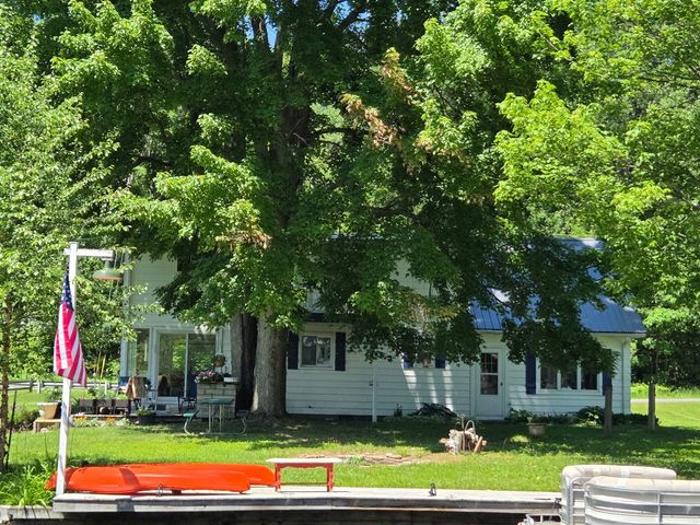 11482 Lakeshore Drive, Lakeview, MI 48850