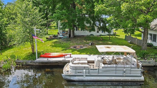 11482 Lakeshore Drive, Lakeview, MI 48850