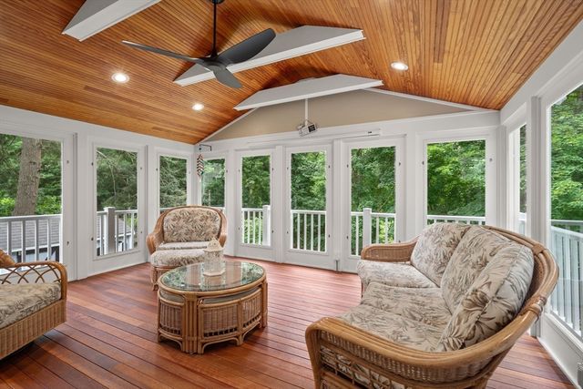 42 Sheridan Rd, Wellesley, MA 02481