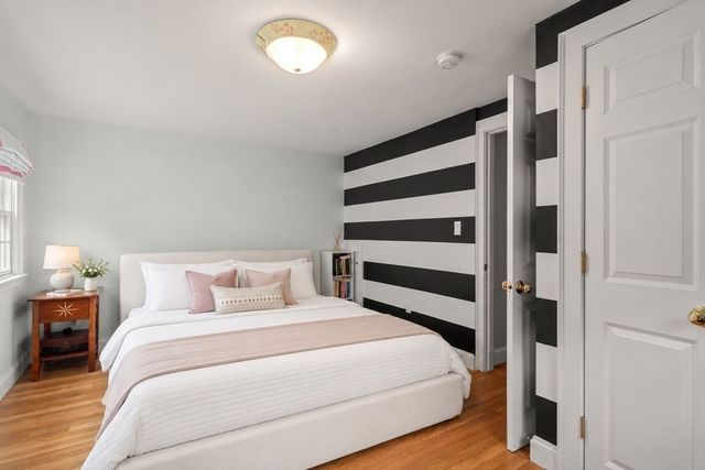 42 Sheridan Rd, Wellesley, MA 02481