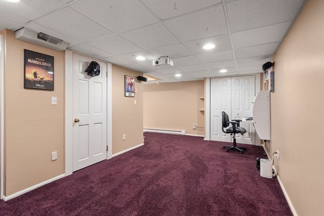 42 Sheridan Rd, Wellesley, MA 02481