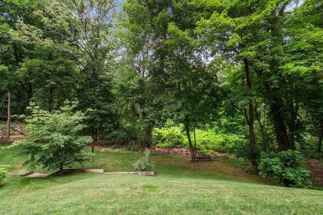 42 Sheridan Rd, Wellesley, MA 02481