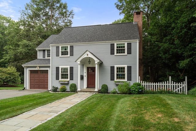 42 Sheridan Rd, Wellesley, MA 02481