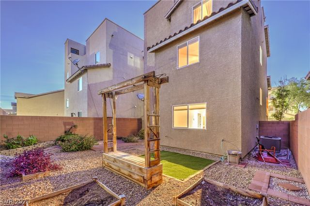 7265 Sterling Rock Avenue, Las Vegas, NV 89178