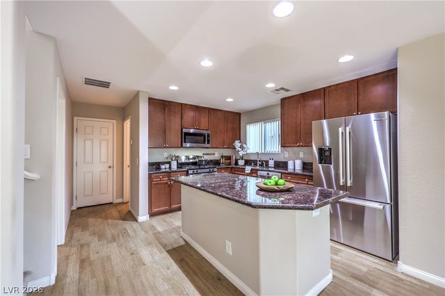 7265 Sterling Rock Avenue, Las Vegas, NV 89178