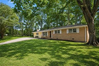 4975 Brawner Lake Drive, Austell, GA 30106