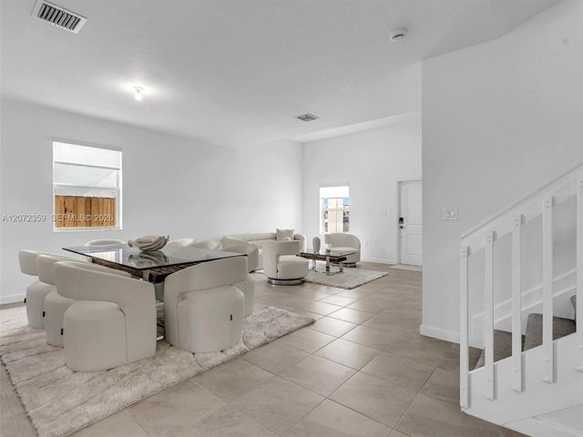2832 SE 23rd Avenue, Homestead, FL 33035