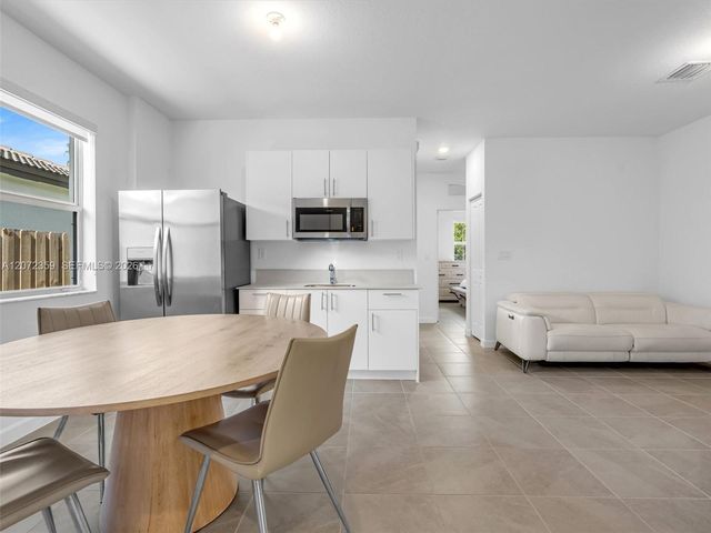 2832 SE 23rd Avenue, Homestead, FL 33035
