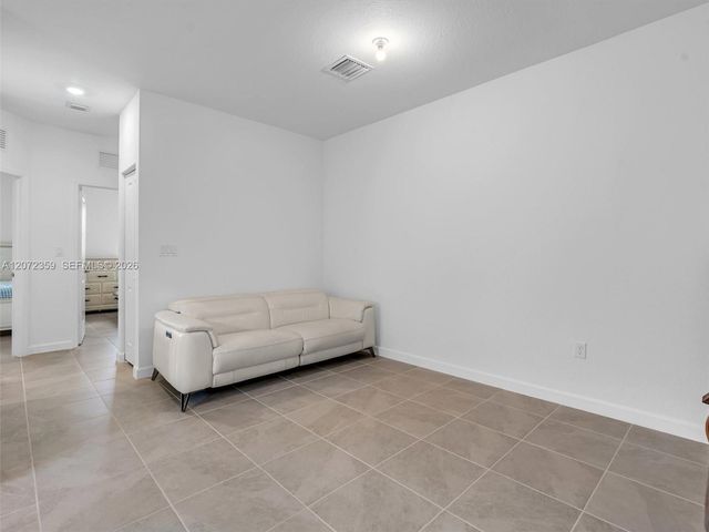 2832 SE 23rd Avenue, Homestead, FL 33035