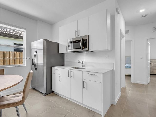 2832 SE 23rd Avenue, Homestead, FL 33035