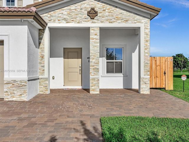 2832 SE 23rd Avenue, Homestead, FL 33035
