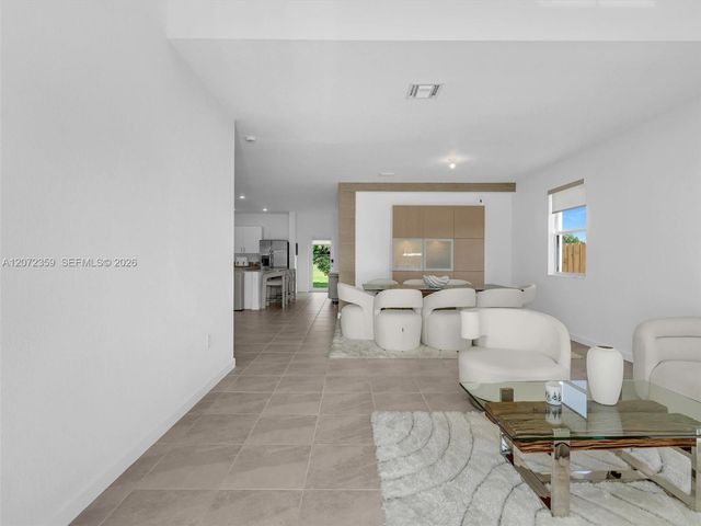 2832 SE 23rd Avenue, Homestead, FL 33035