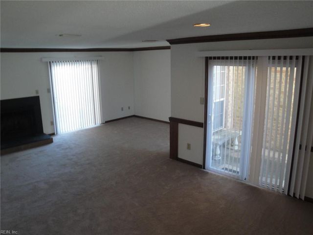 3994 Wyckoff DR, Virginia Beach, VA 23452