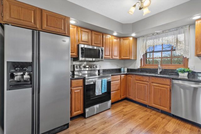6237 S Edgewater Drive, Beloit, WI 53511