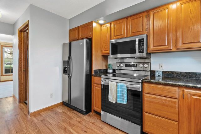 6237 S Edgewater Drive, Beloit, WI 53511