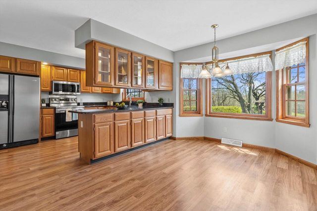 6237 S Edgewater Drive, Beloit, WI 53511