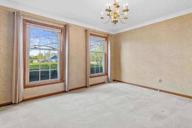 6237 S Edgewater Drive, Beloit, WI 53511