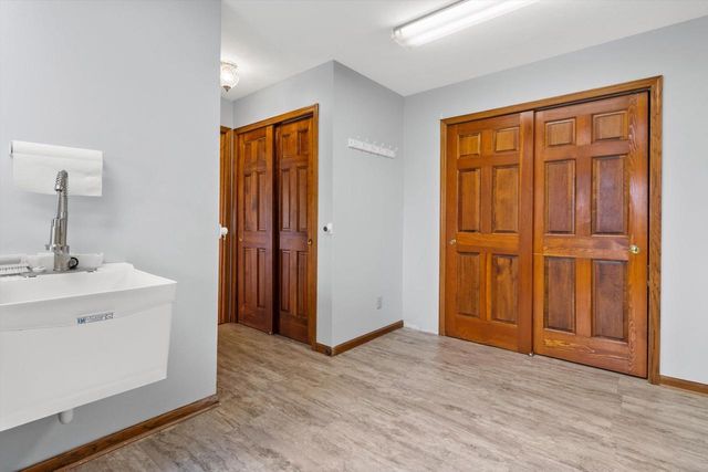 6237 S Edgewater Drive, Beloit, WI 53511