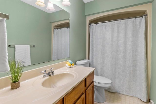 6237 S Edgewater Drive, Beloit, WI 53511