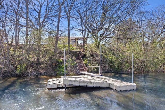 6237 S Edgewater Drive, Beloit, WI 53511