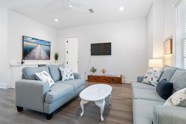 33 Palm Ridge Road, Miramar Beach, FL 32550