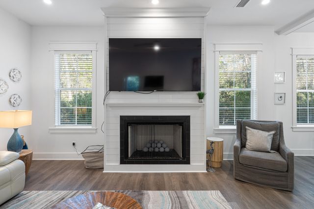 33 Palm Ridge Road, Miramar Beach, FL 32550