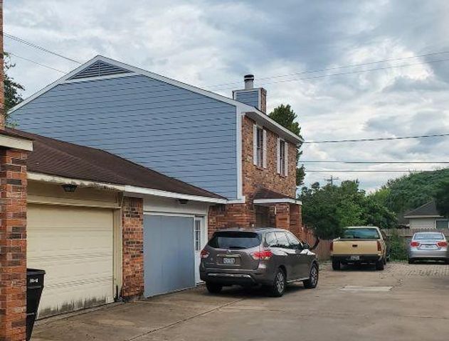 9201 Carousel Lane A, Houston, TX 77080