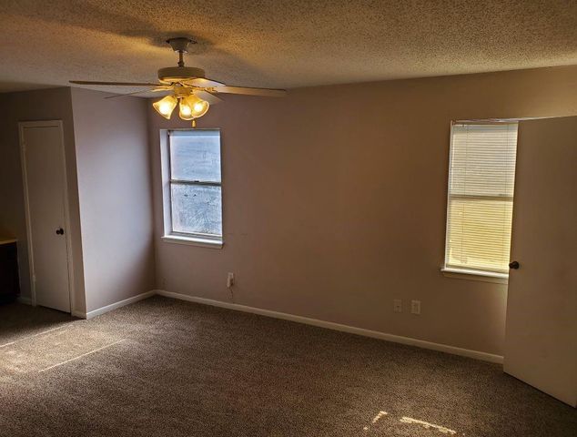 9201 Carousel Lane A, Houston, TX 77080