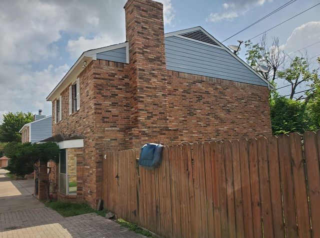 9201 Carousel Lane A, Houston, TX 77080