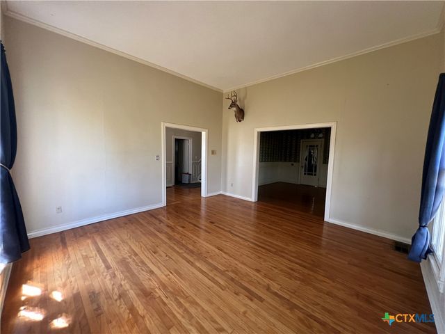 1420 N Robertson Road, Salado, TX 76571