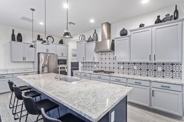 16426 S 180TH Drive, Goodyear, AZ 85338