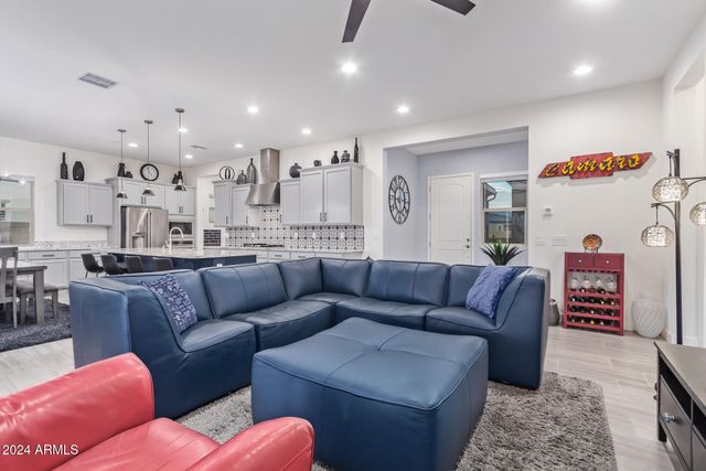 16426 S 180TH Drive, Goodyear, AZ 85338