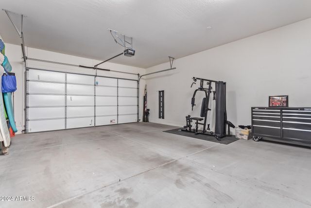 16426 S 180TH Drive, Goodyear, AZ 85338