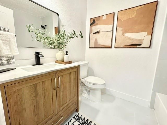 3726 Heatherbrook Drive, Houston, TX 77045