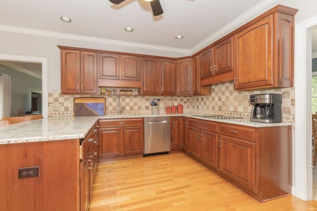 2511 Fuquay Road, Newburgh, IN 47630