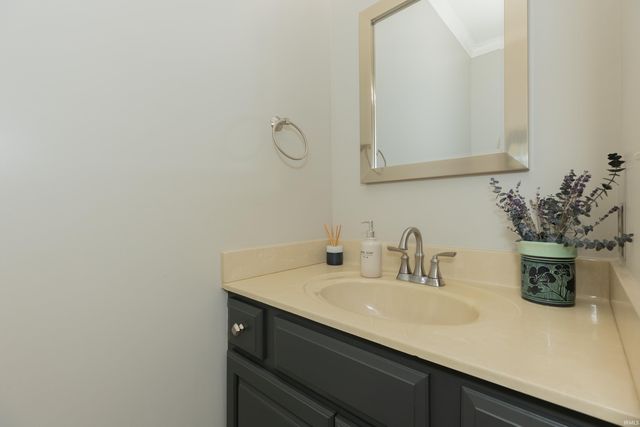 2511 Fuquay Road, Newburgh, IN 47630