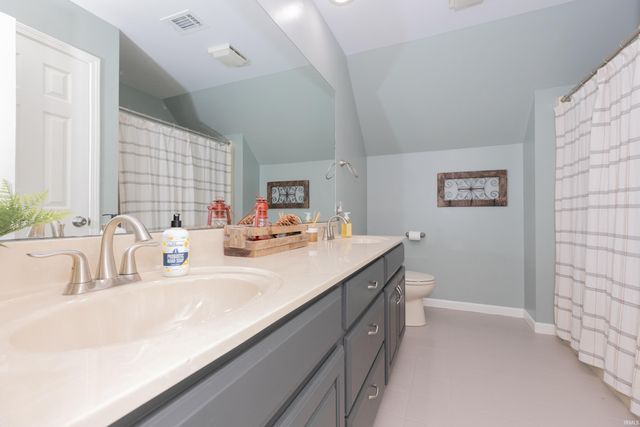 2511 Fuquay Road, Newburgh, IN 47630