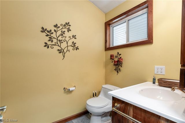 1309 Main Street, Dresden, OH 43821