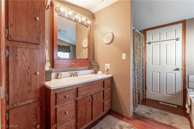 1309 Main Street, Dresden, OH 43821