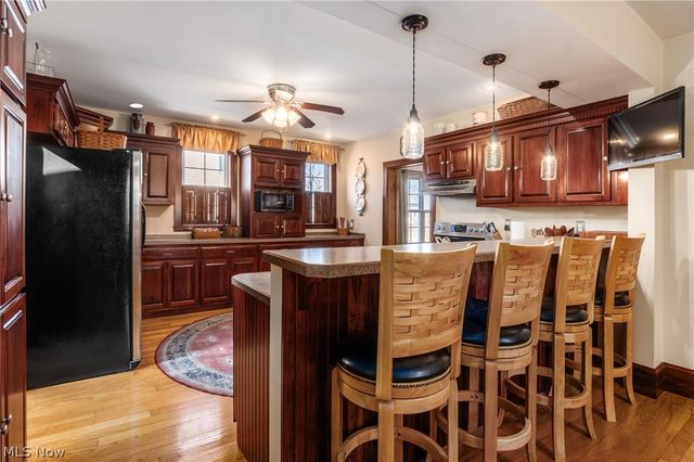 1309 Main Street, Dresden, OH 43821