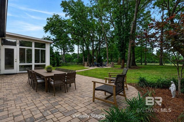 206 S Tee Drive, Fairhope, AL 36532