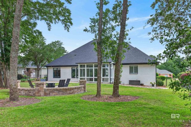 206 S Tee Drive, Fairhope, AL 36532