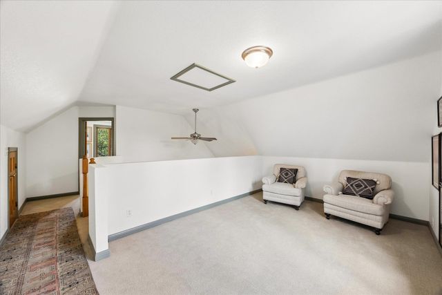 700 S Rainbow Ranch RD, Wimberley, TX 78676