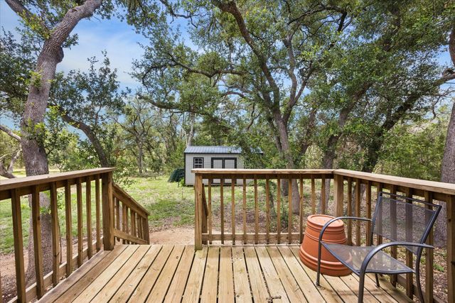 700 S Rainbow Ranch RD, Wimberley, TX 78676